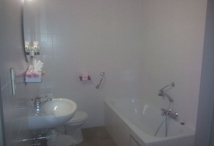 Отель Belvedere