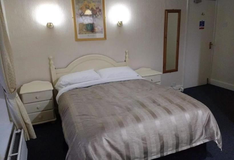 فندق Chadwick House