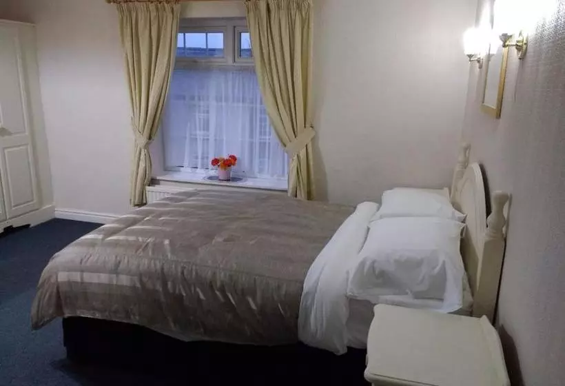 فندق Chadwick House