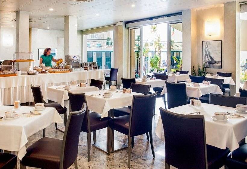 Отель Gabriella