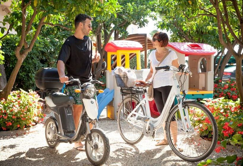 Отель Gabriella