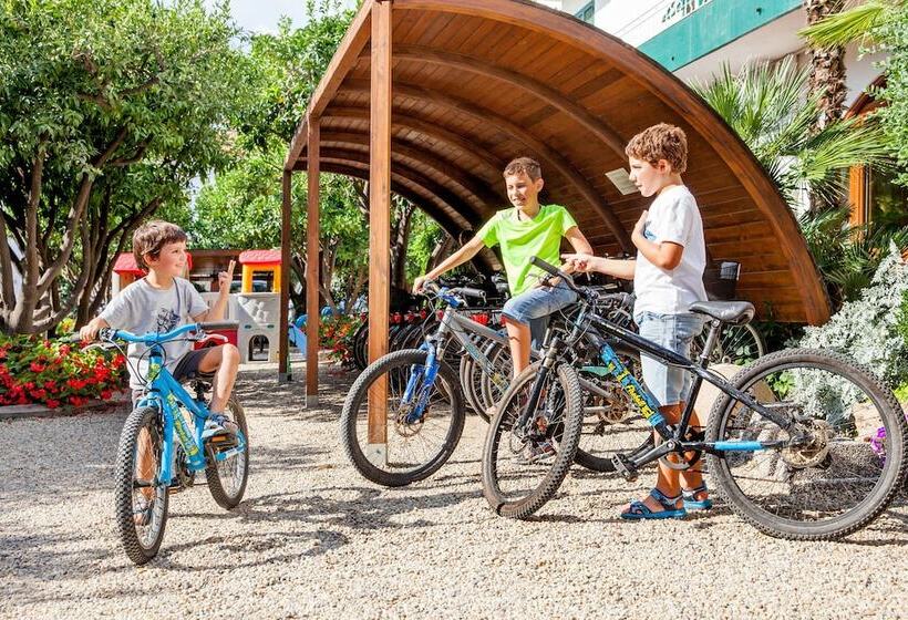 Отель Gabriella