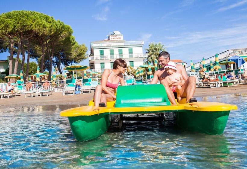 Отель Gabriella