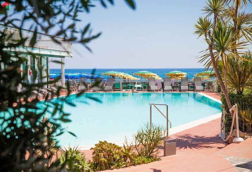 Отель Gabriella