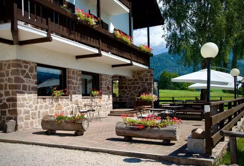 Отель Garni Edy