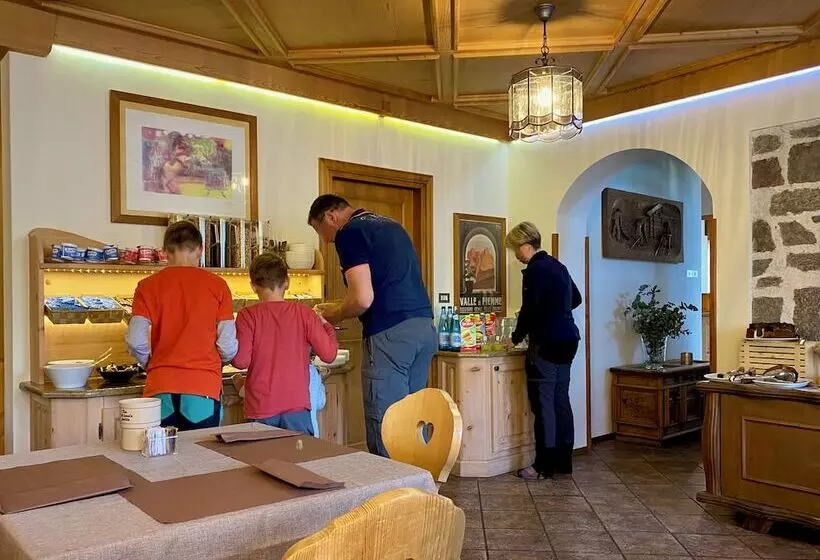 Отель Garni Edy