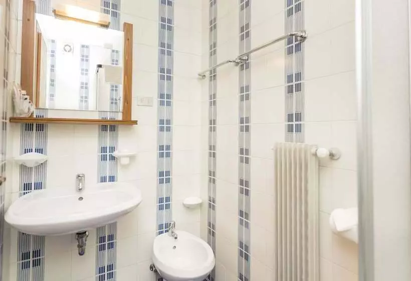 Отель Garni Edy