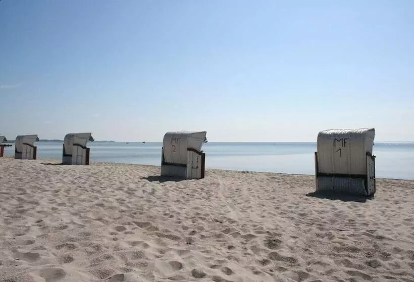 호텔 Hof Sierksdorf