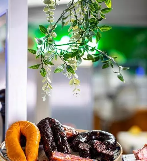 Отель Hôtel Du Poète