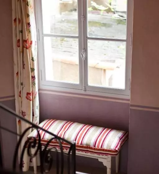 هتل La Prévôté   Hôtel Particulier & Restaurant