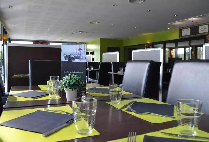 Отель Le Domaine Des Cigognes