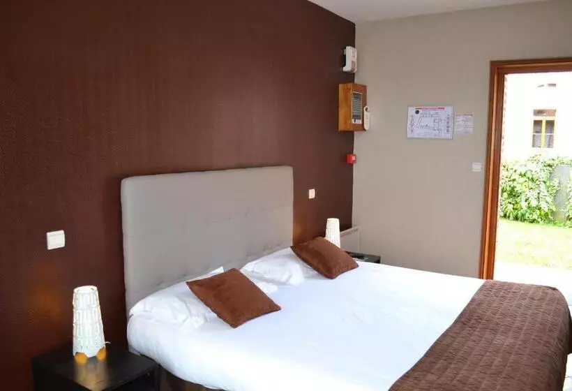 Отель Le Domaine Des Cigognes