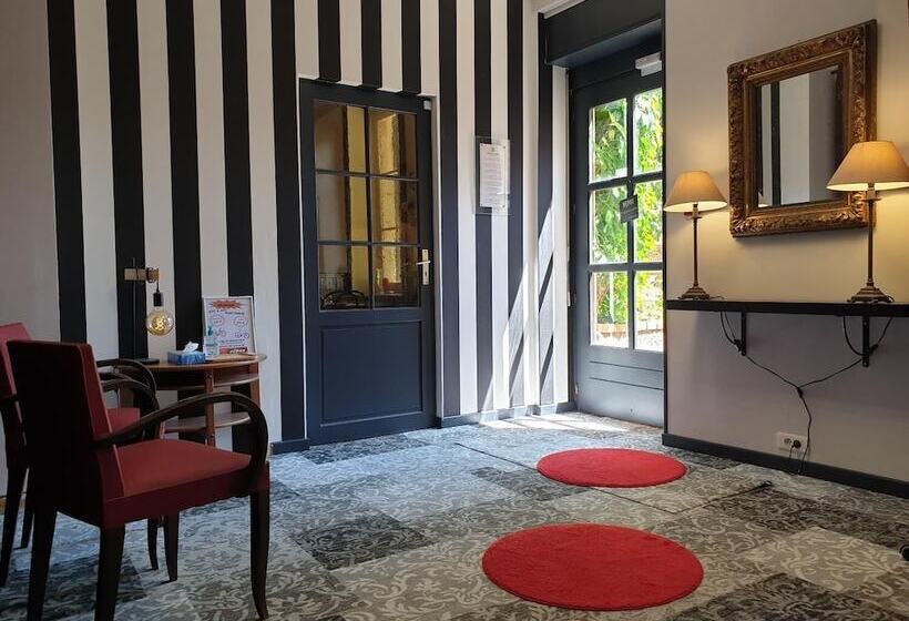 酒店 Le Relais Des Dix Crus   Logis Hôtel B&b