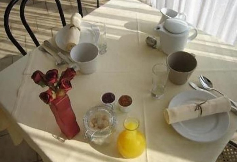 酒店 Le Relais Des Dix Crus   Logis Hôtel B&b