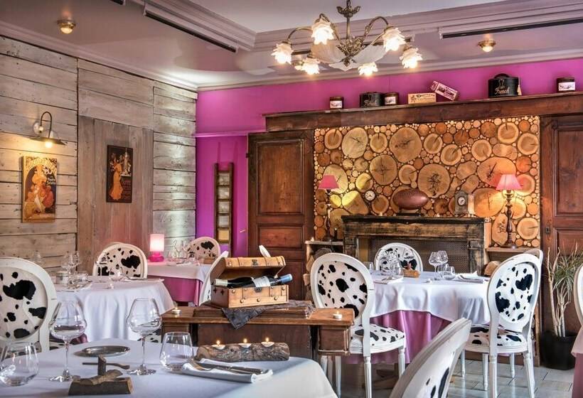 בית מלון כפרי Le Rocher Blanc