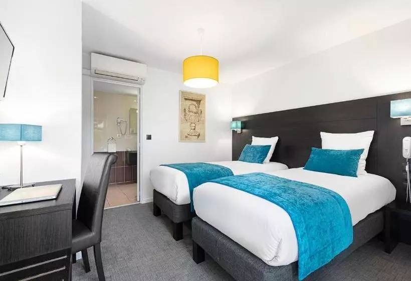 Отель Contact Hôtels Les Pierres Dorées