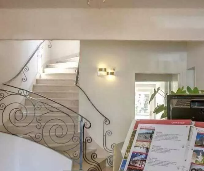 酒店 Logis De La Barque