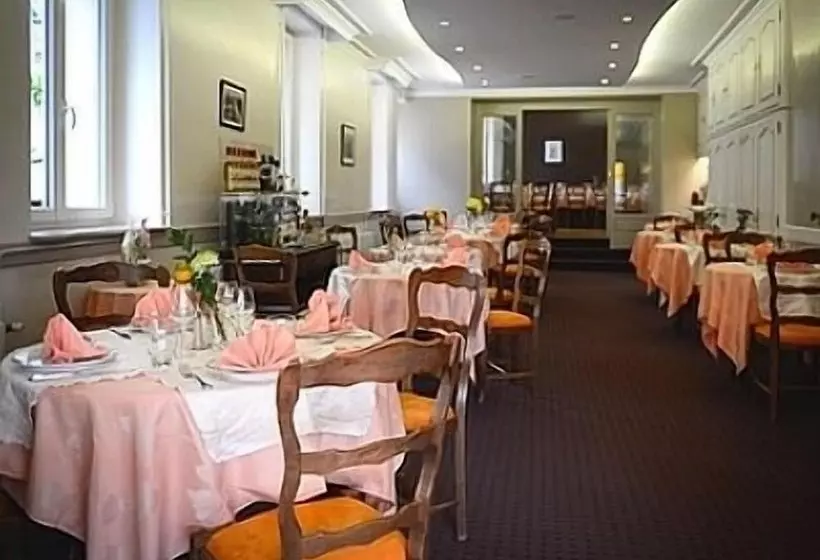 酒店 Logis De La Barque