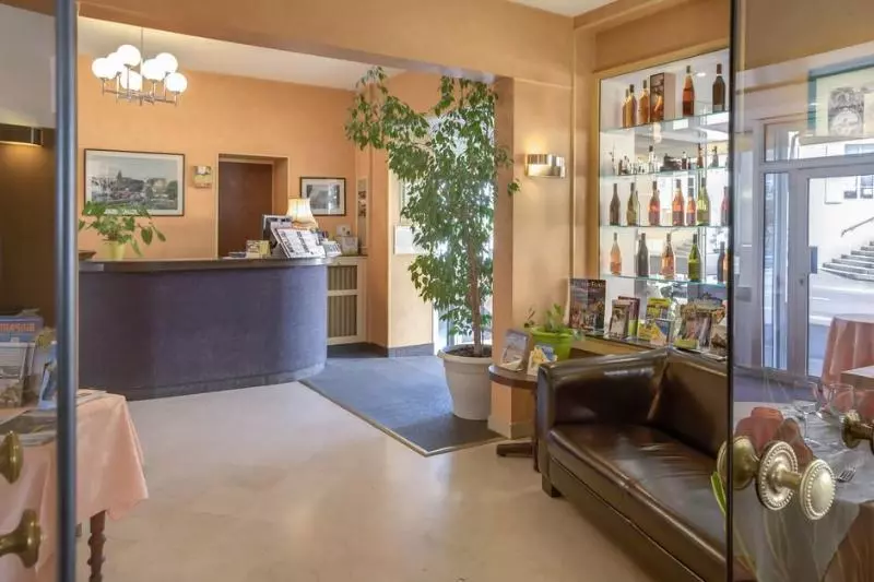 酒店 Logis De La Barque