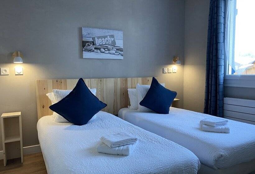 Отель Logis Hôtel Emeraude Des Bois