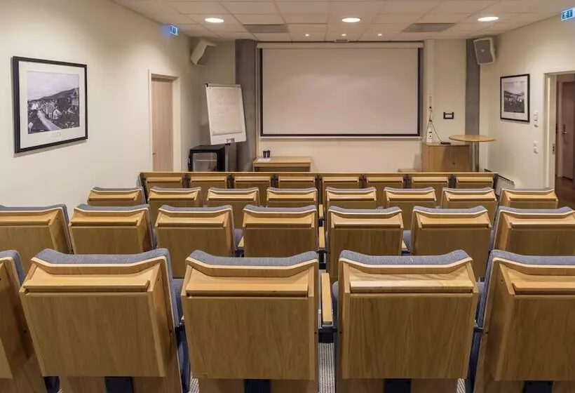 Molde Fjordhotell   By Classic Norway Hotels