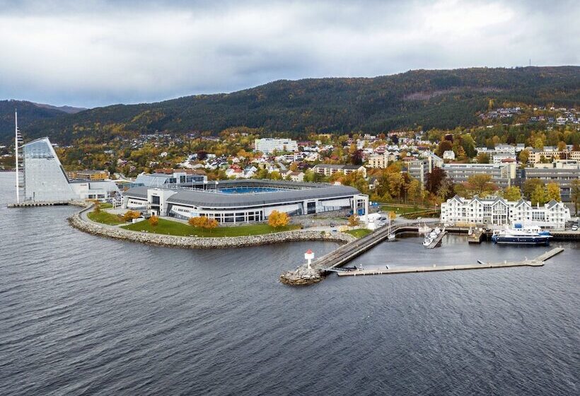 Molde Fjordhotell   By Classic Norway Hotels