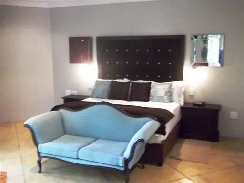 هتل Nomndeni Celokuhle