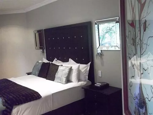 هتل Nomndeni Celokuhle