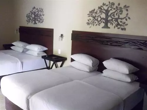 هتل Nomndeni Celokuhle