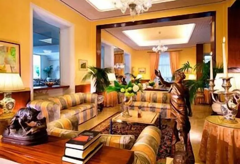 ホテル Parma E Oriente