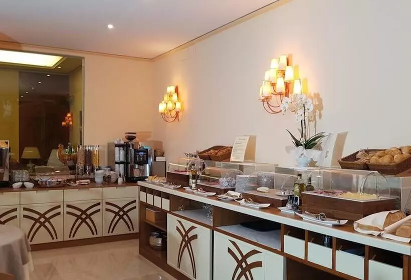 ホテル Parma E Oriente