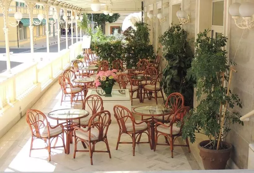 ホテル Parma E Oriente