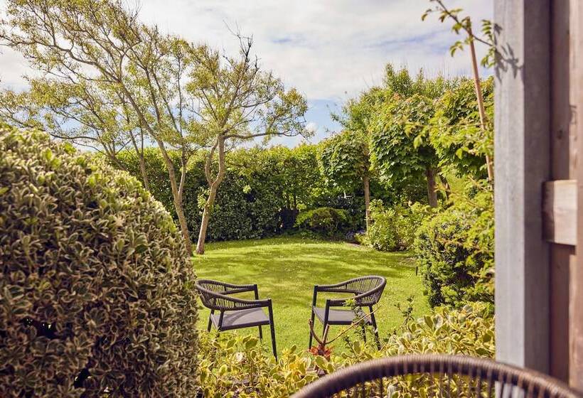 Westcord Hotel De Wadden