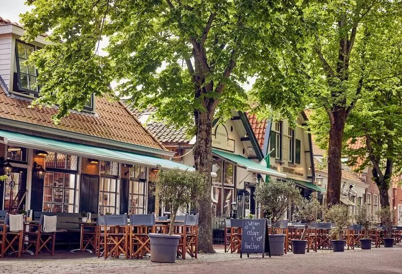 Westcord Hotel De Wadden