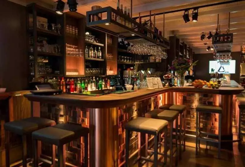 Westcord Hotel De Wadden