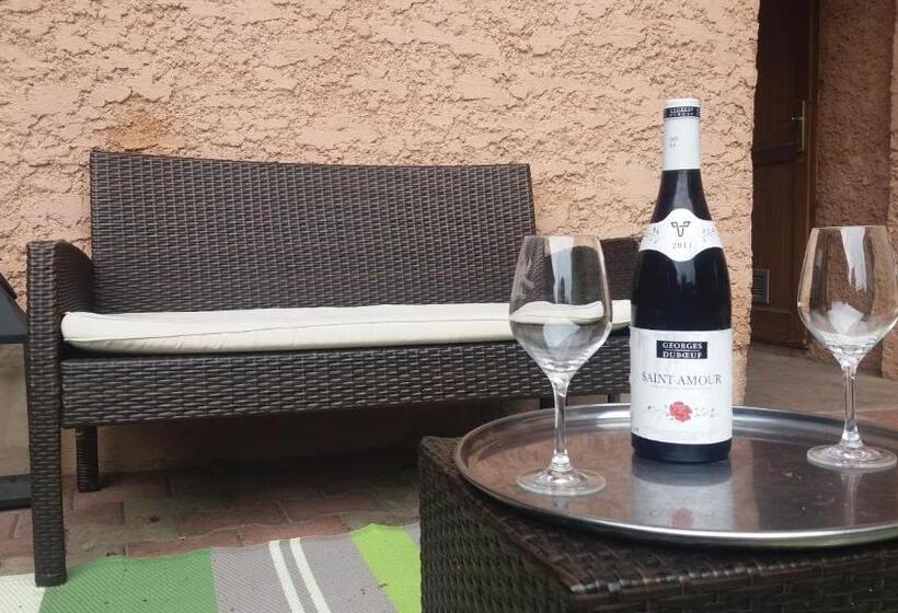 酒店 Le Relais Des Dix Crus   Logis Hôtel B&b