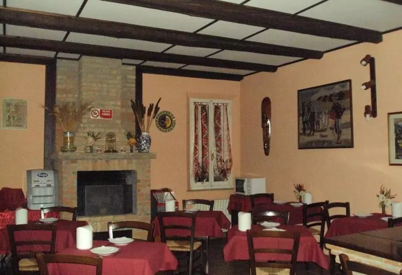 فندق Albergo Airone