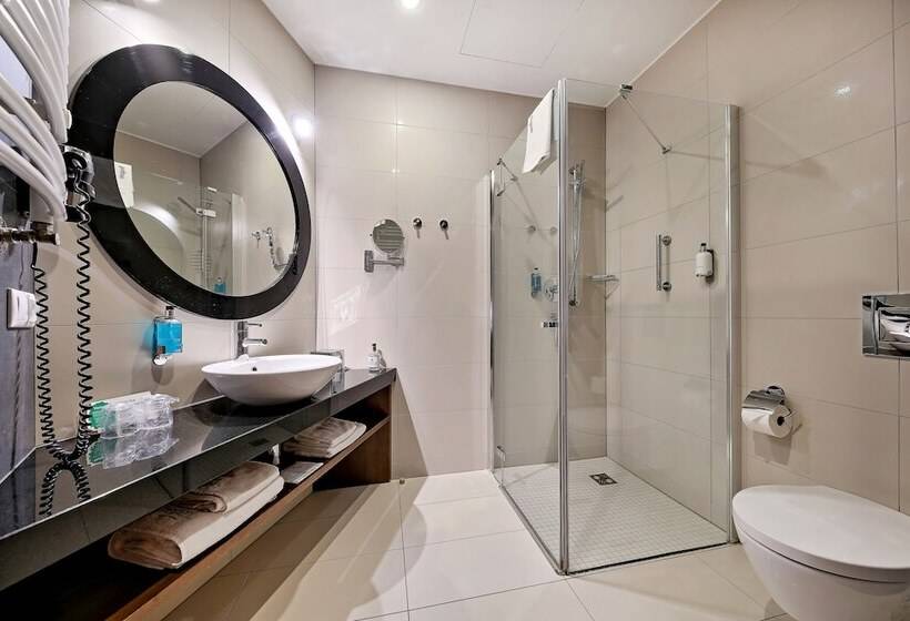 هتل Bayjonn Boutique