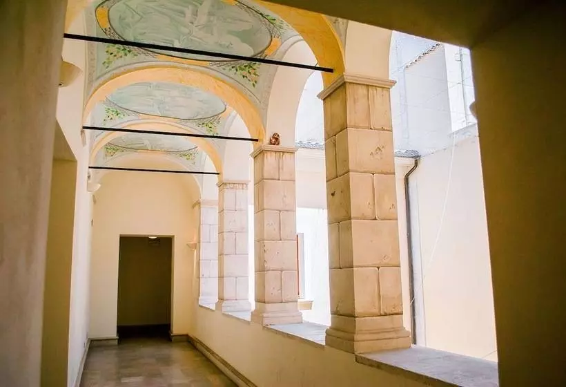 هتل B&b La Dimora