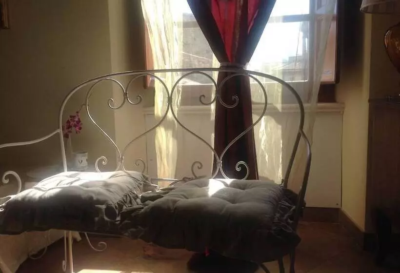 هتل B&b La Dimora