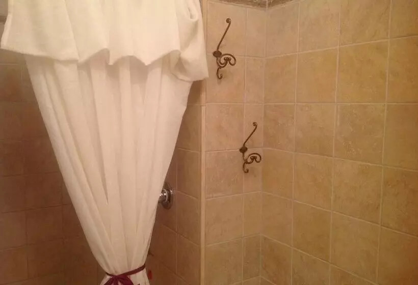 هتل B&b La Dimora