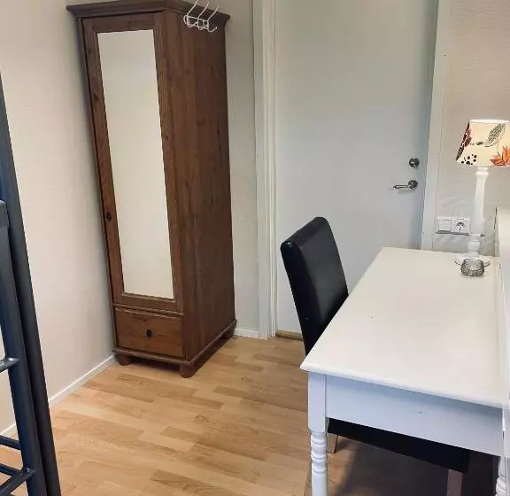 Björkbackens Karaktärshotell