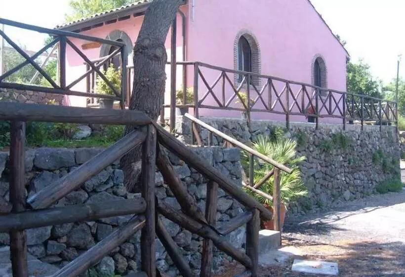 Отель Borgo San Nicolao