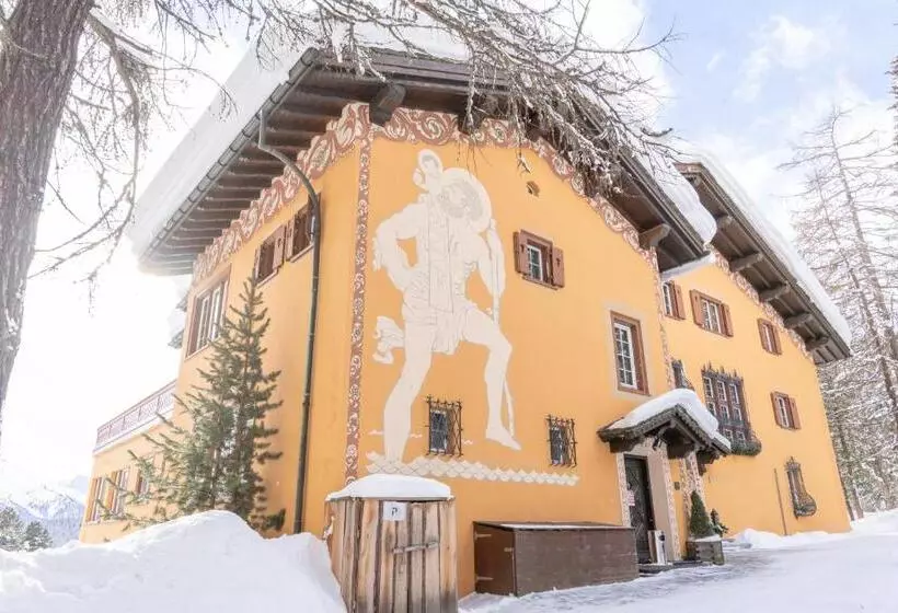 هتل Chesa Spuondas