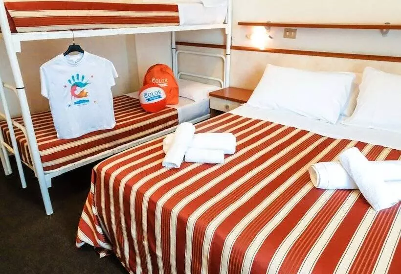 ホテル Color Metropolitan Family