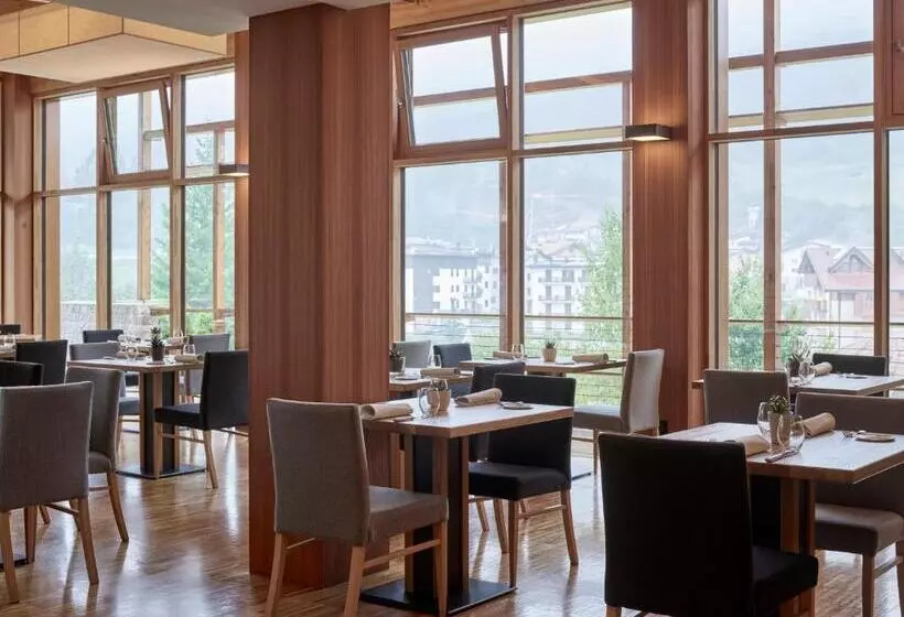 酒店 Corona Dolomites