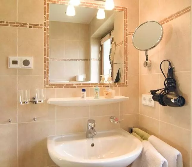 فندق Ferienwohnungen Christl