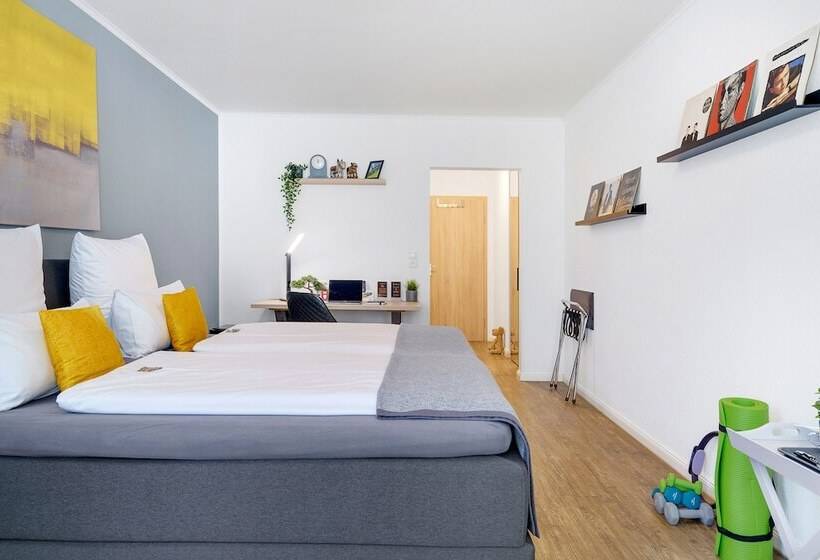 ホテル Marktterrassen