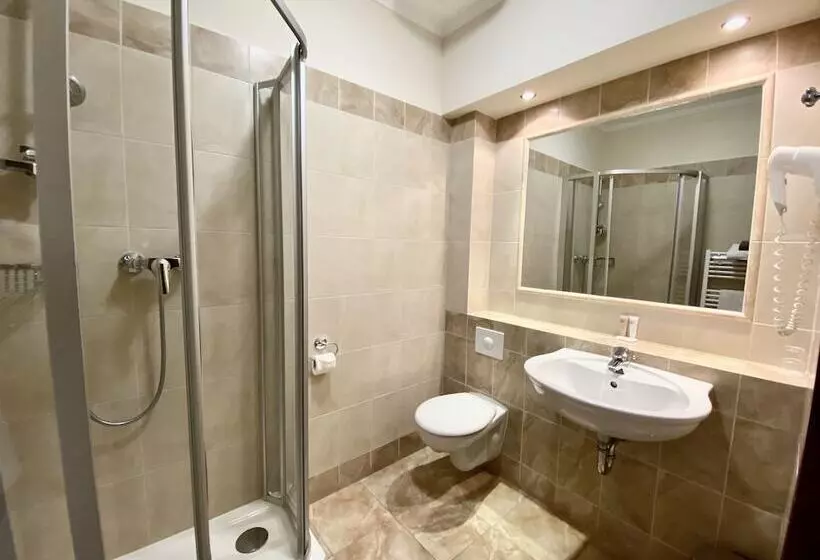 فندق Giovanni Giacomo