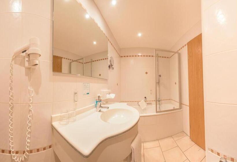 Grüner Baum Naturparkhotel & Schwarzwald Restaurant